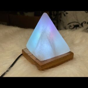 Himalayan Pyramid Light